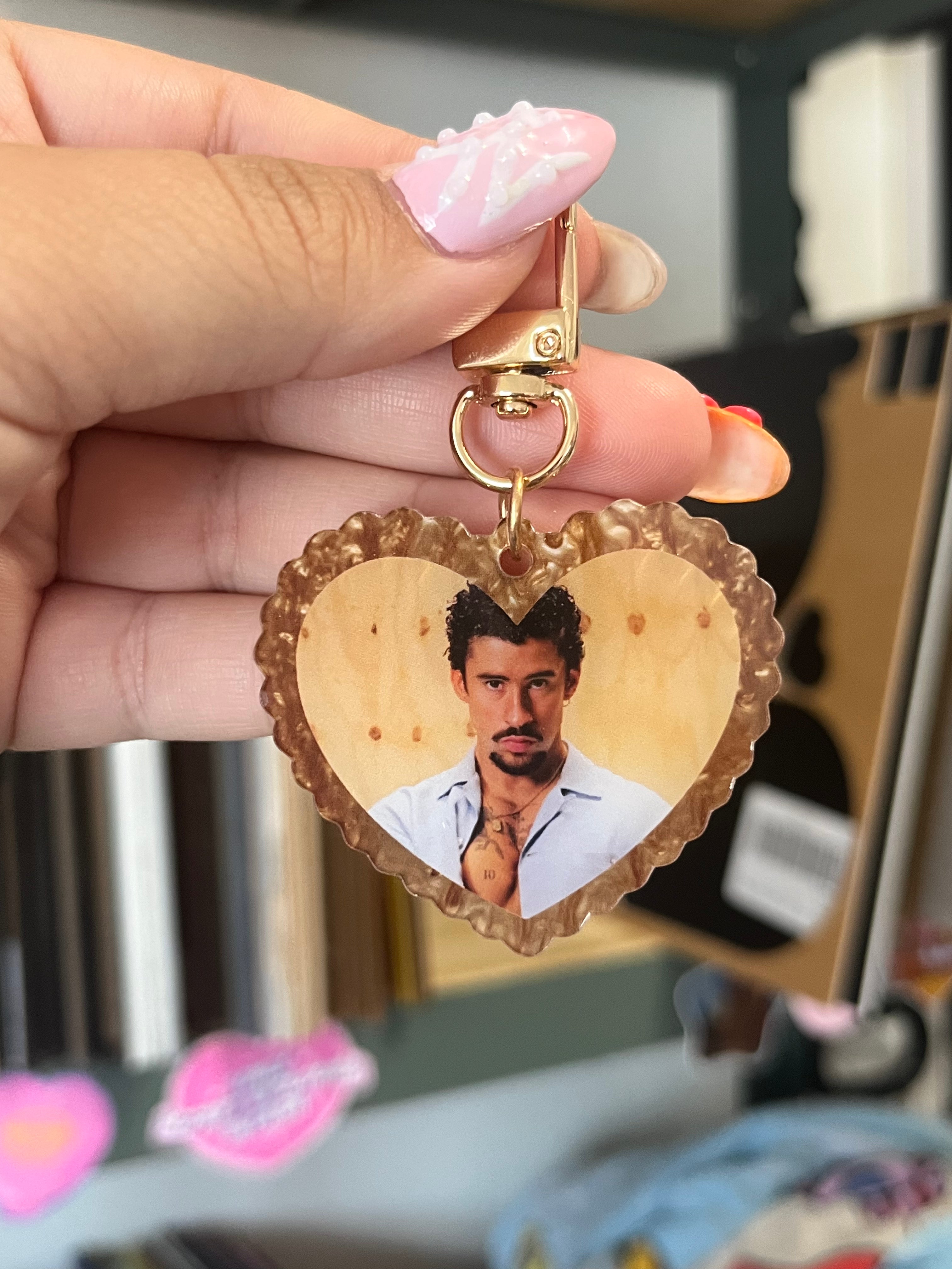 Bad Bunny Puerto Rico Heart Keychain – Studio Nena