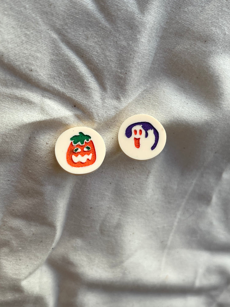 Halloween cookies studs