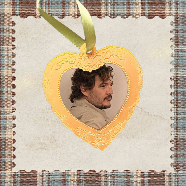 Curls Heart Ornament