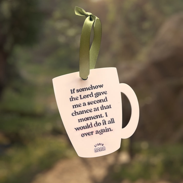 Joel Mug & Ellie Switch Blade Ornament